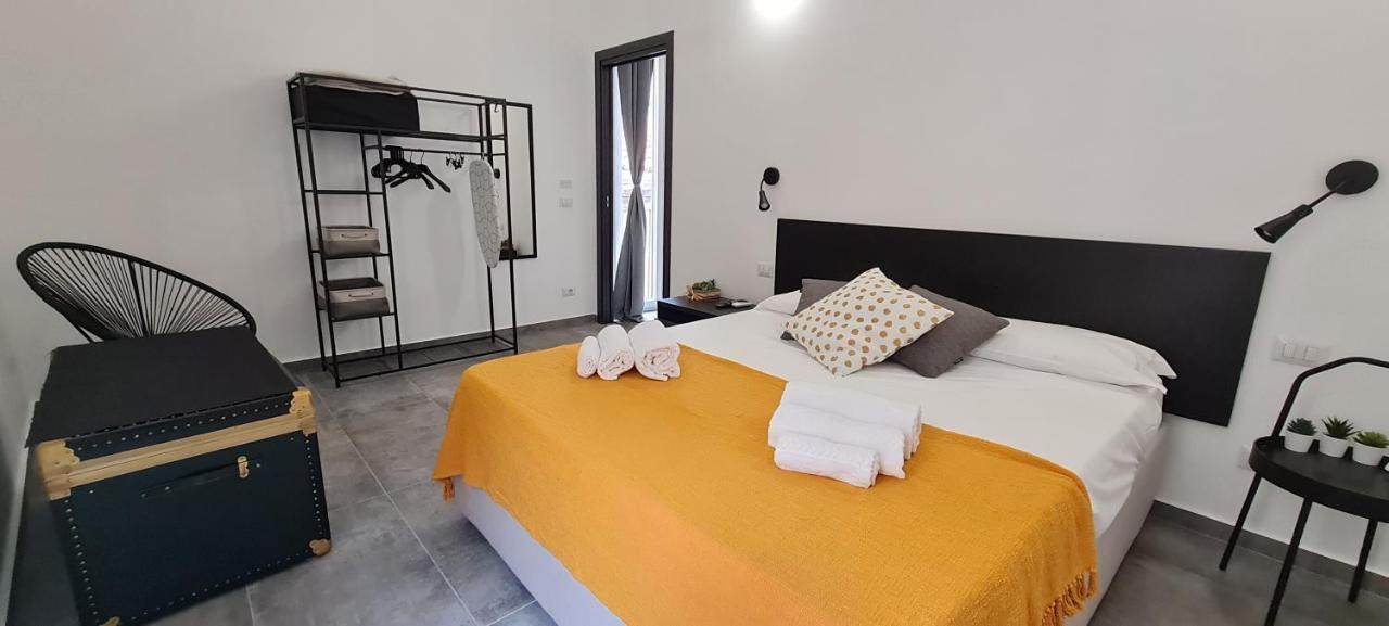 Cavour 45 - Ortigia Apartments Syracuse Ngoại thất bức ảnh