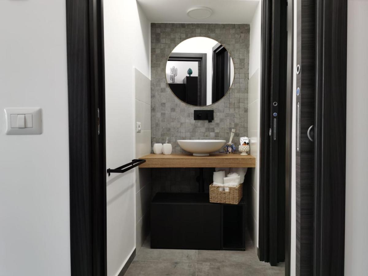 Cavour 45 - Ortigia Apartments Syracuse Ngoại thất bức ảnh