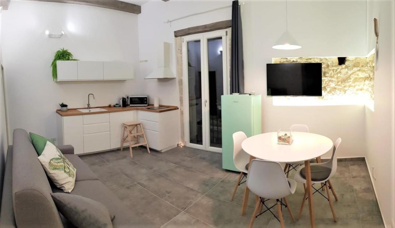 Cavour 45 - Ortigia Apartments Syracuse Ngoại thất bức ảnh